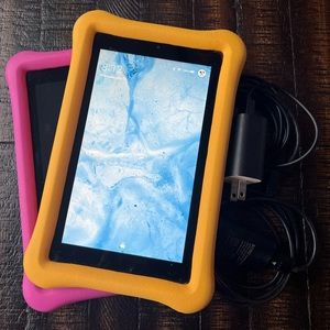 Fire HD 8”Tablet with Case & Charger